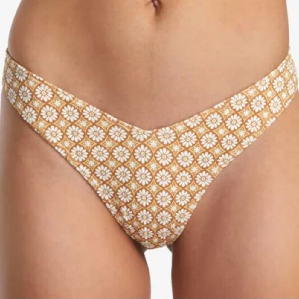 NWT RVCA Lotus V Ft Large French Bottoms
